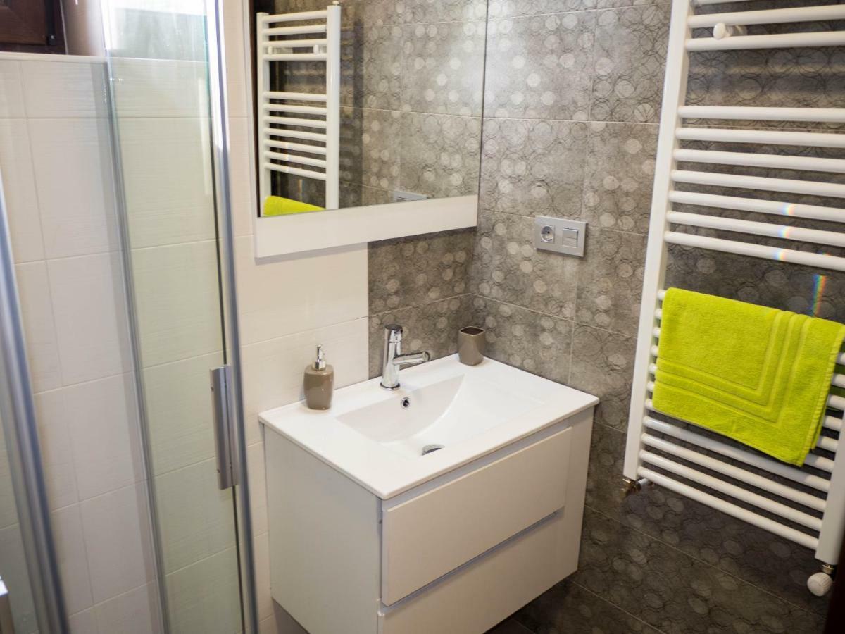 Apartamentos La Fabrica Villaluenga de la Vega ภายนอก รูปภาพ