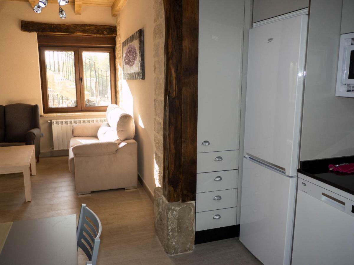 Apartamentos La Fabrica Villaluenga de la Vega ภายนอก รูปภาพ